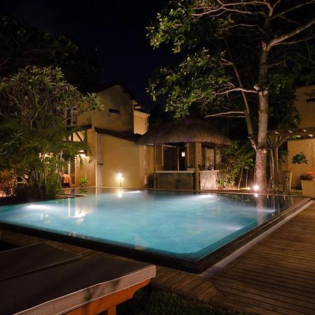 Ocean Villas Hotel Гранд Байе Екстериор снимка